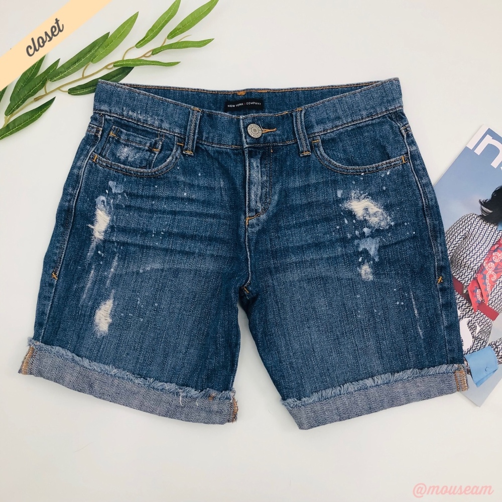 [New York & Co] Distressed Hi-Rise Cut Off Shorts - Picture 6 of 6